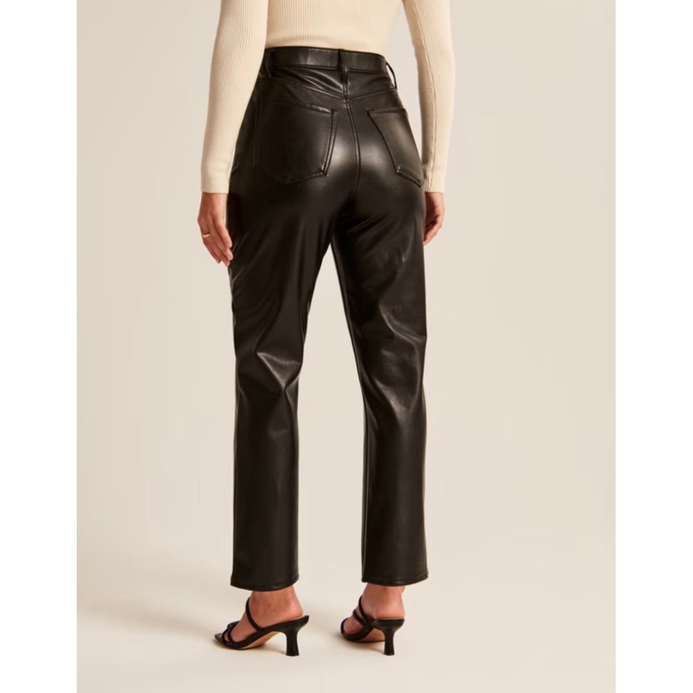 Abercrombie & Fitch Vegan Leather Ultra High Rise Skinny Pants‎ Black Size 27 4s